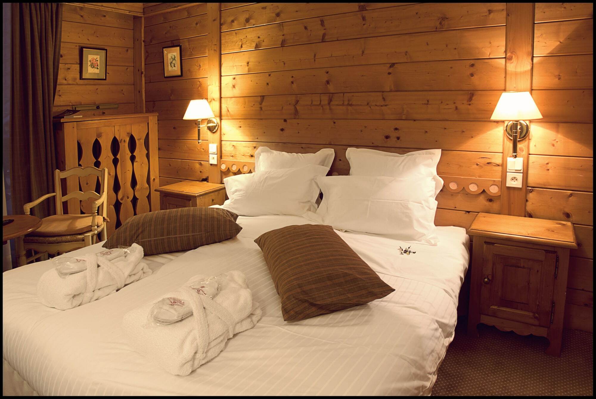 Chalet-Hotel La Marmotte, La Tapiaz & Spa, The Originals Relais 莱热 外观 照片