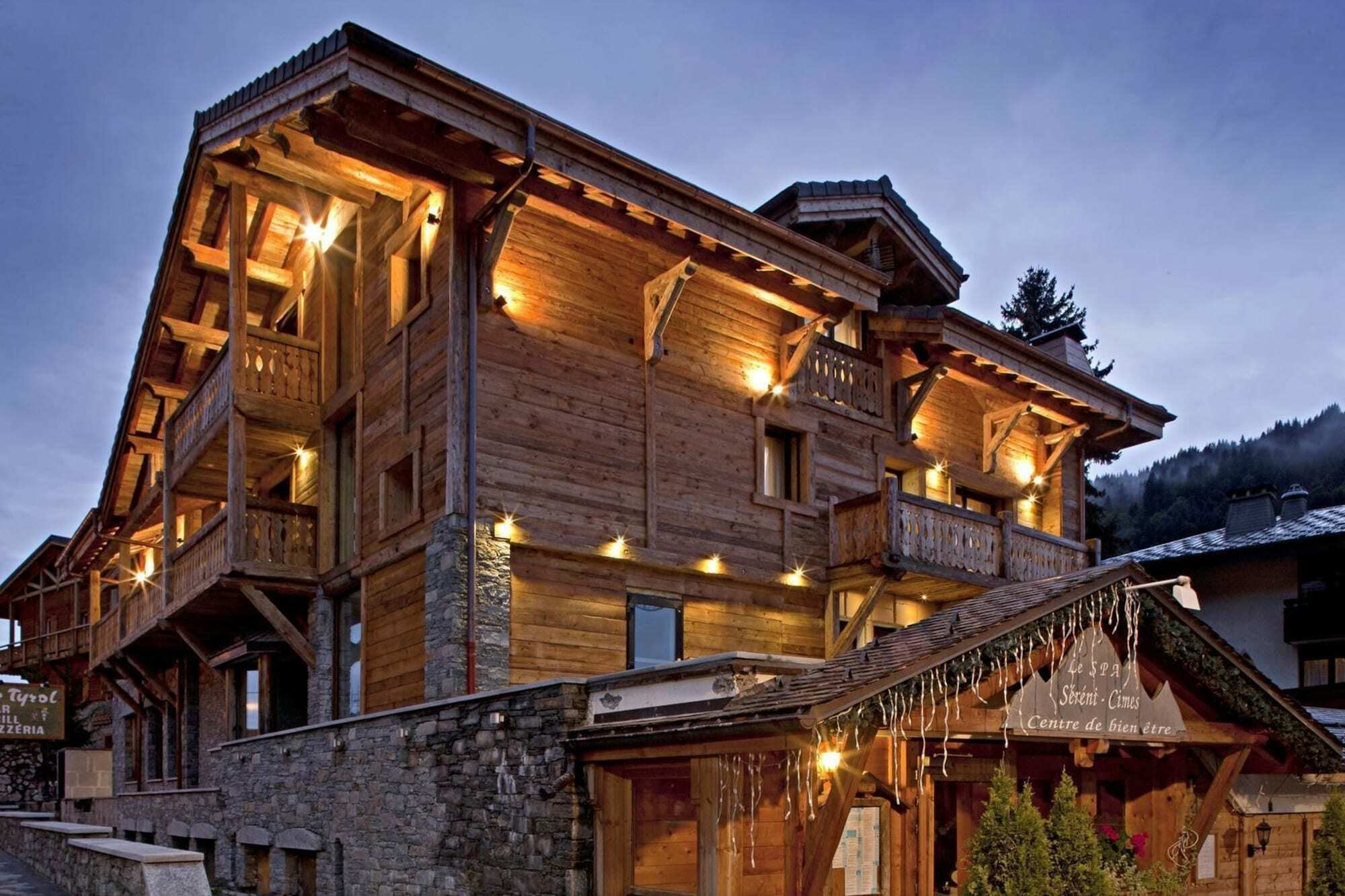 Chalet-Hotel La Marmotte, La Tapiaz & Spa, The Originals Relais 莱热 外观 照片